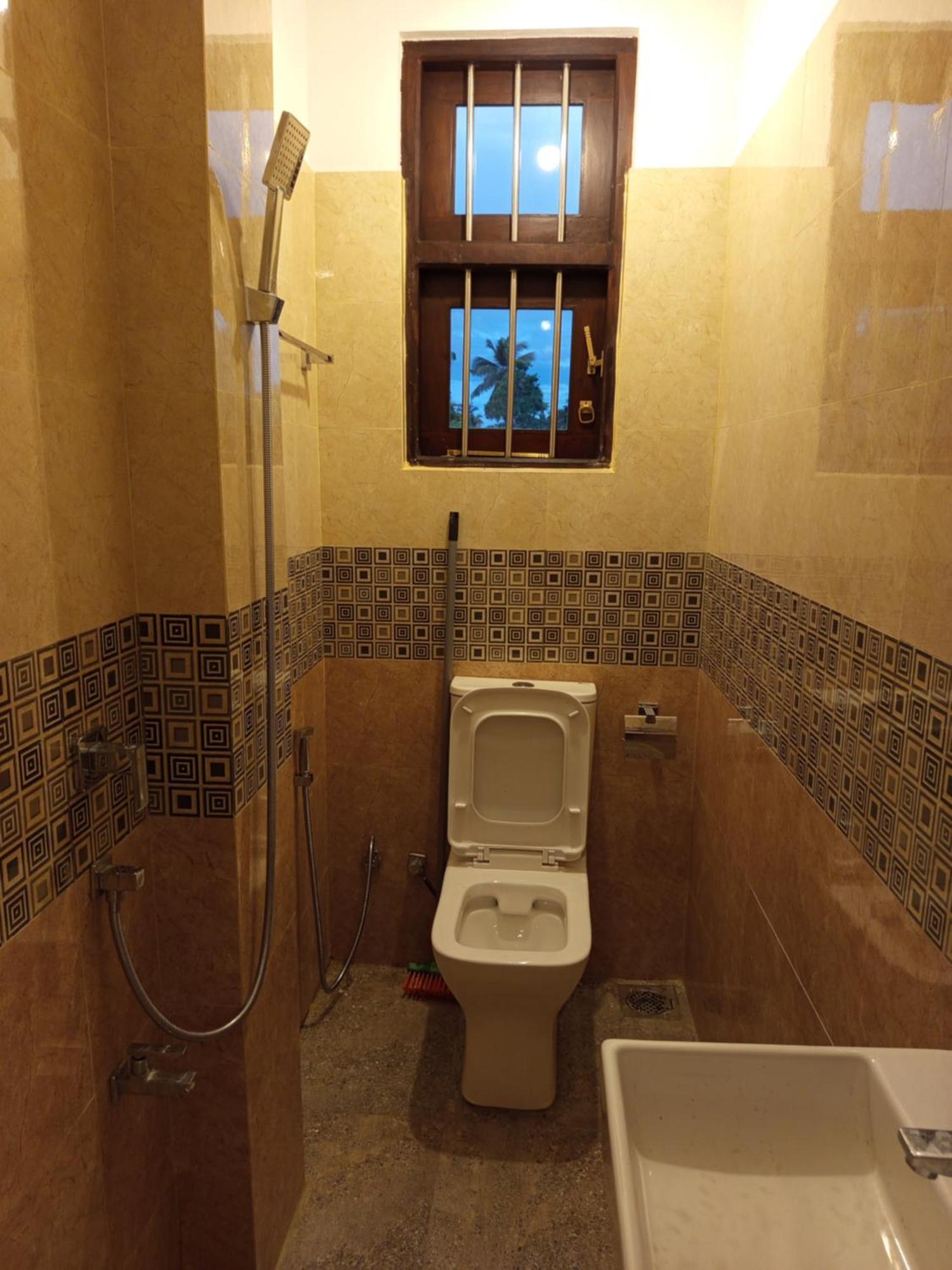 Olu Bunk Apartment Dikwella Bagian luar foto