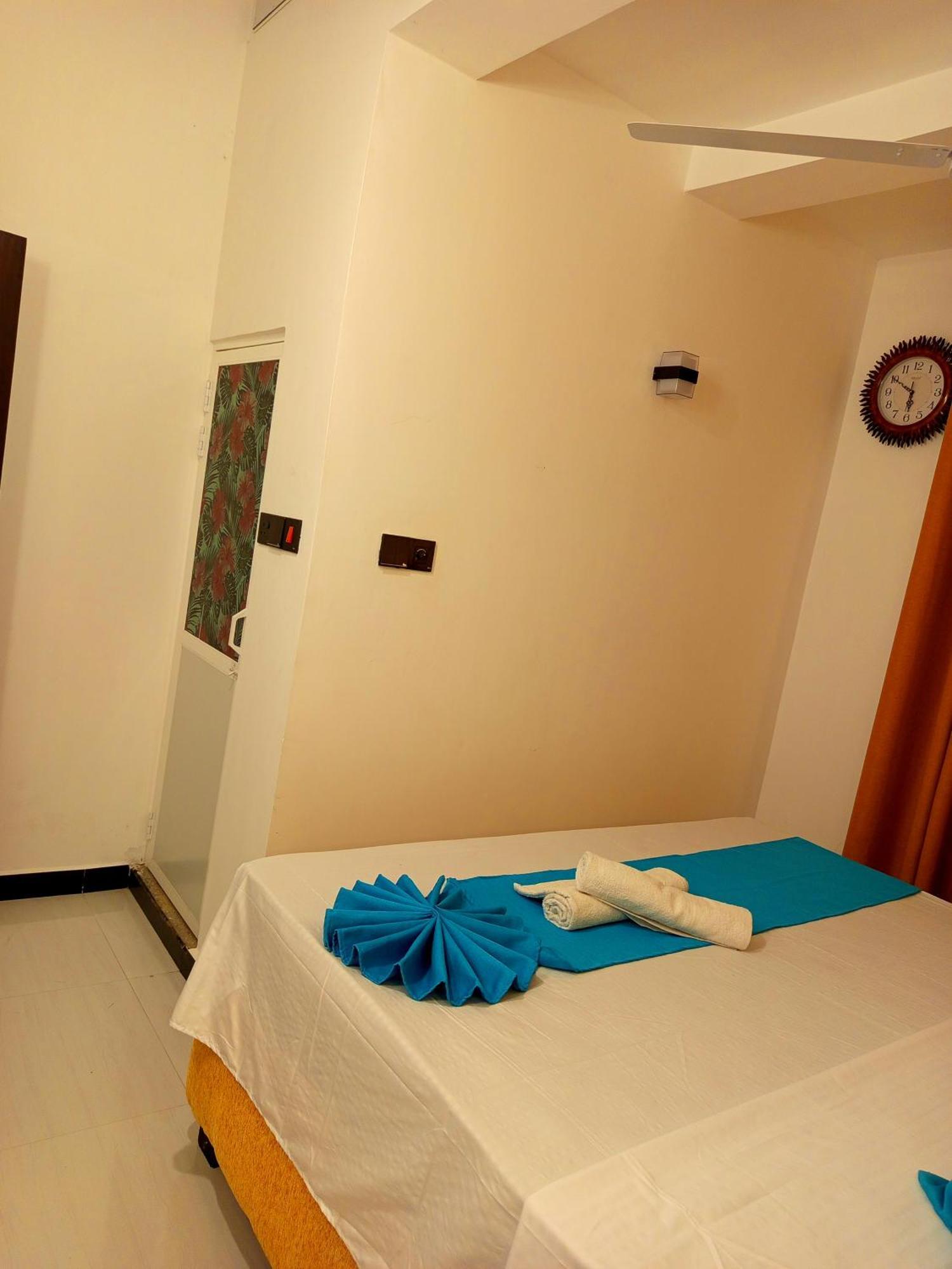 Olu Bunk Apartment Dikwella Bagian luar foto